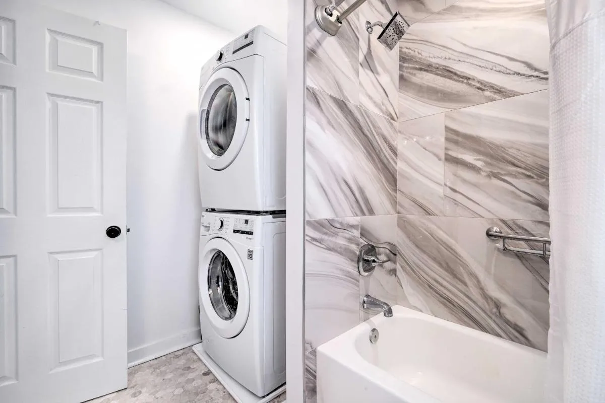 Image 2 of Washington, DC, Vacation Rental By Arboretum