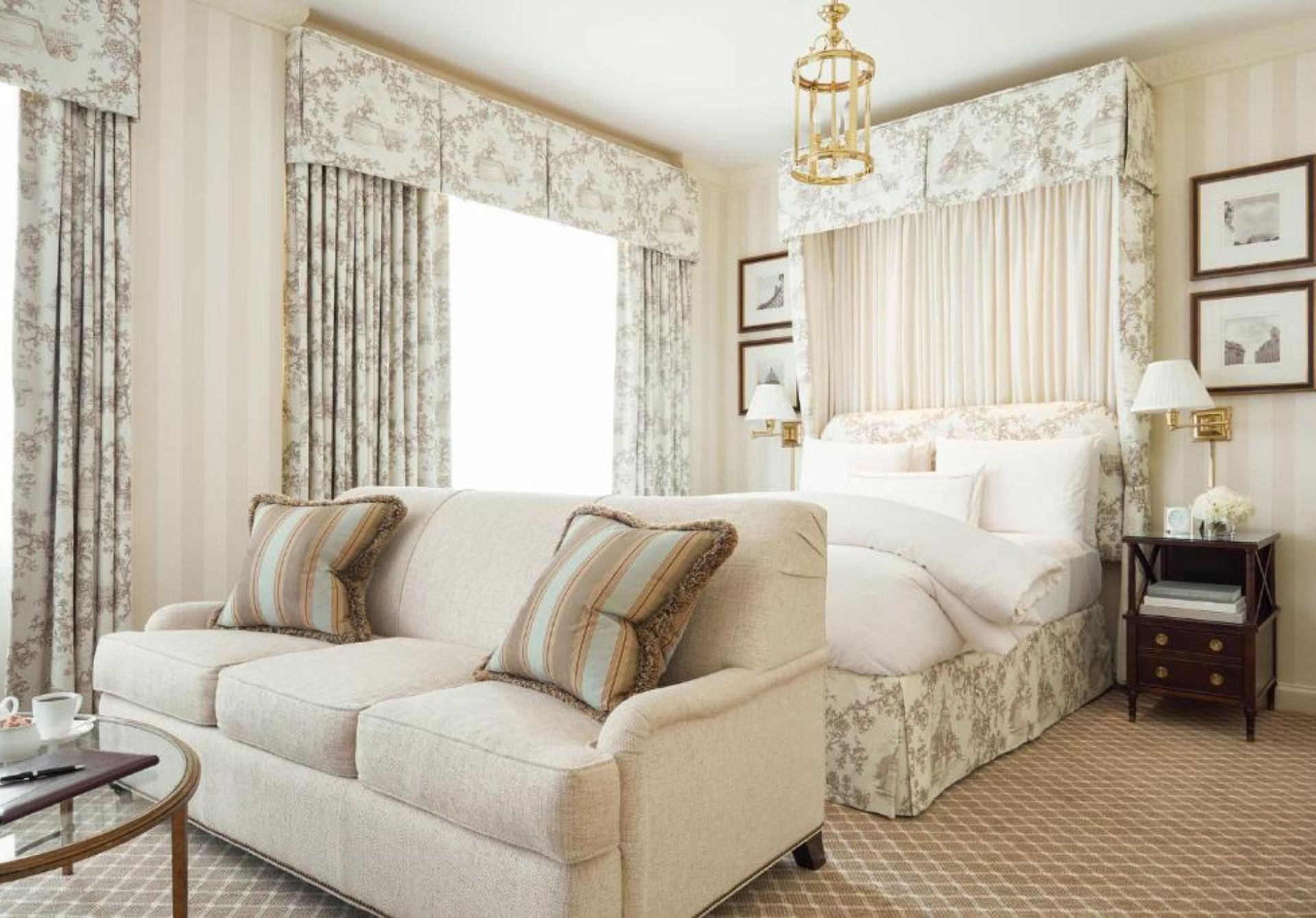The Hay – Adams